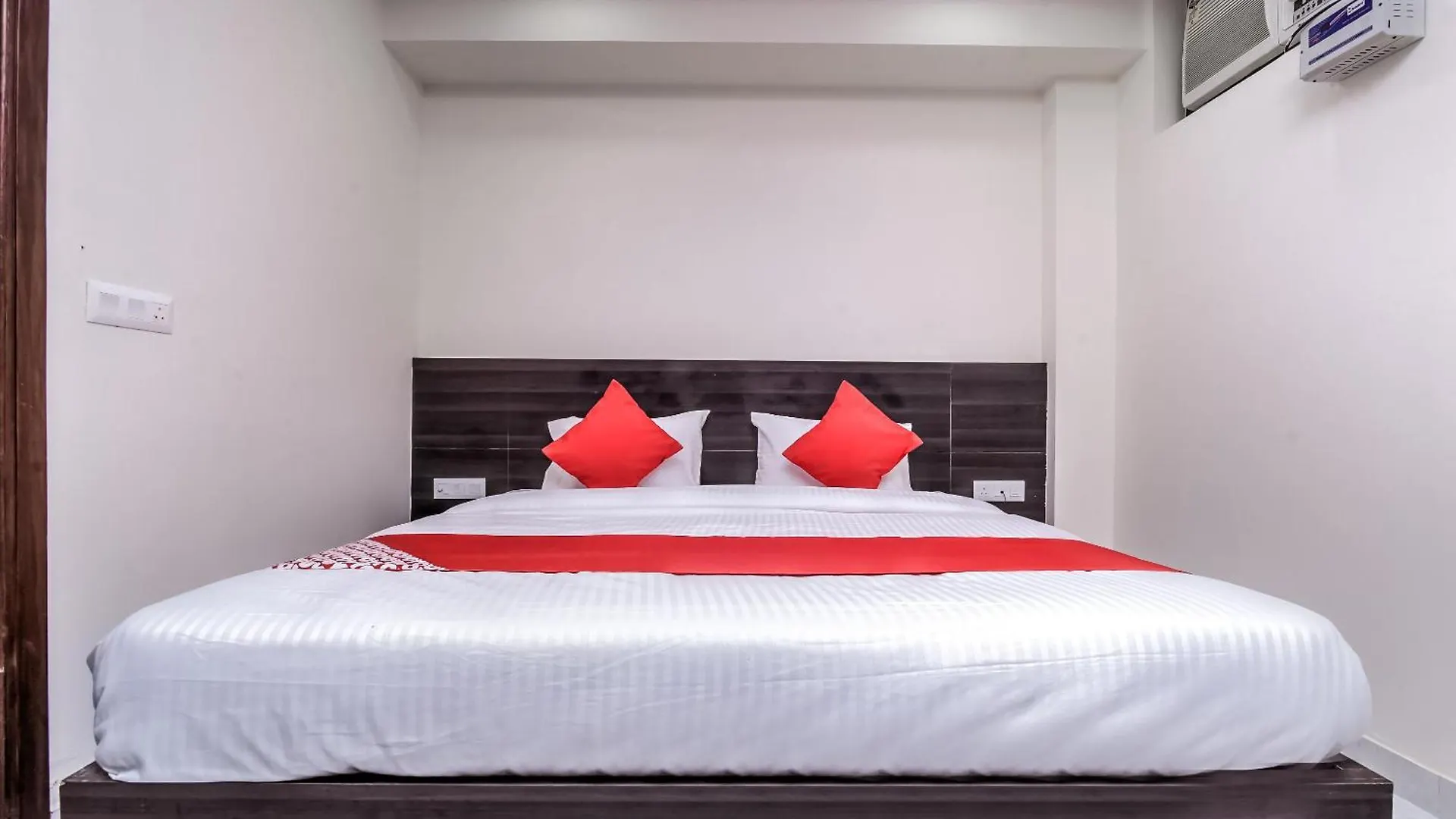 Hotel Aerostar Gold - Opposite Max Healthcare Delhi  3*, Delhi (National Capital Territory of India) India