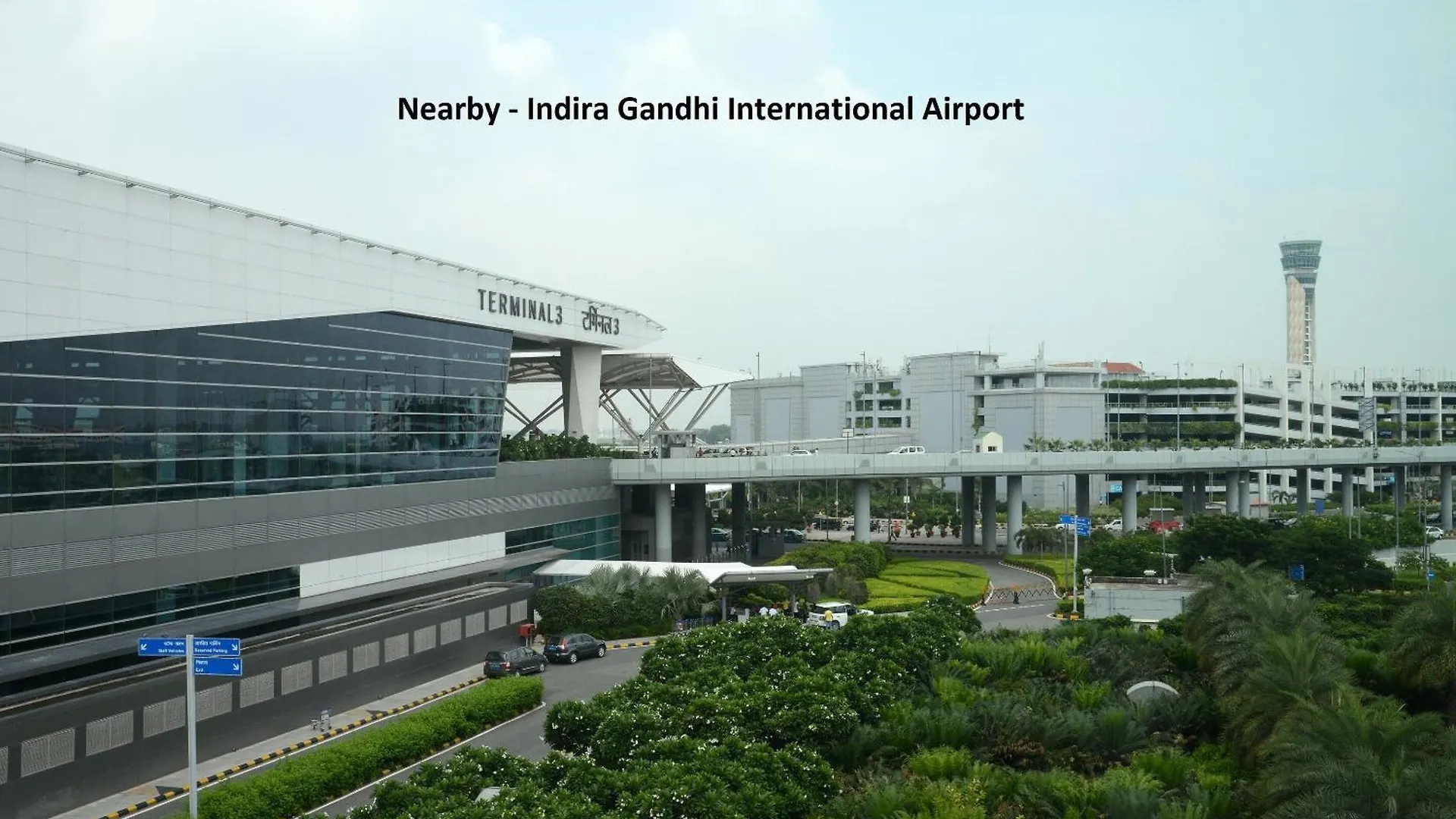Hotel Aerostar Gold - Opposite Max Healthcare Delhi