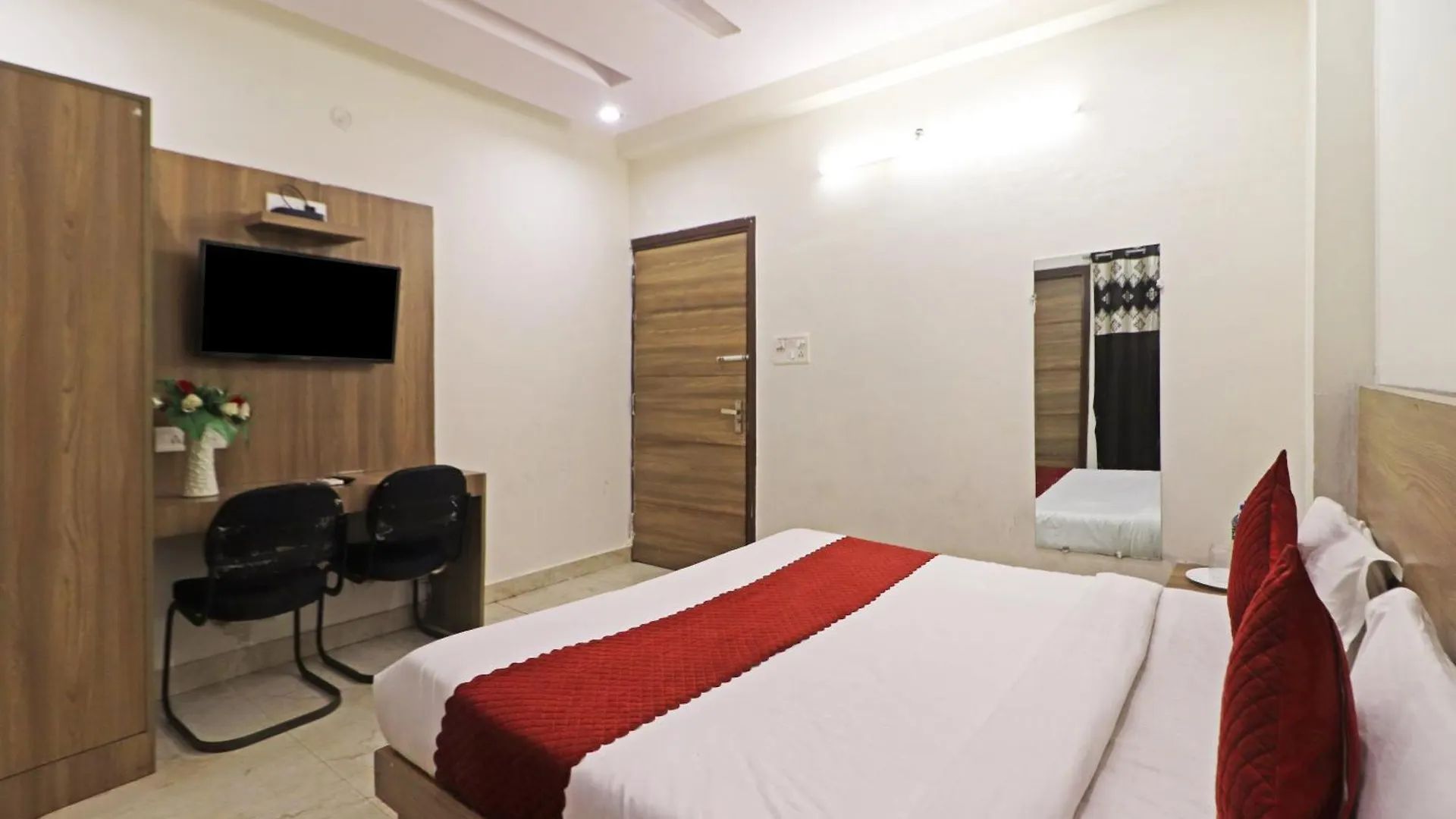 Hotel Aerostar Gold - Opposite Max Healthcare Delhi  India