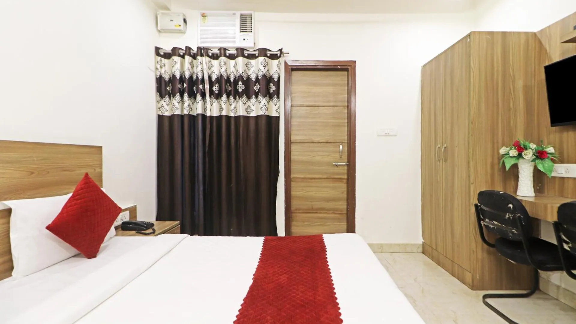 Hotel Aerostar Gold - Opposite Max Healthcare Delhi  3*, Delhi (National Capital Territory of India) India