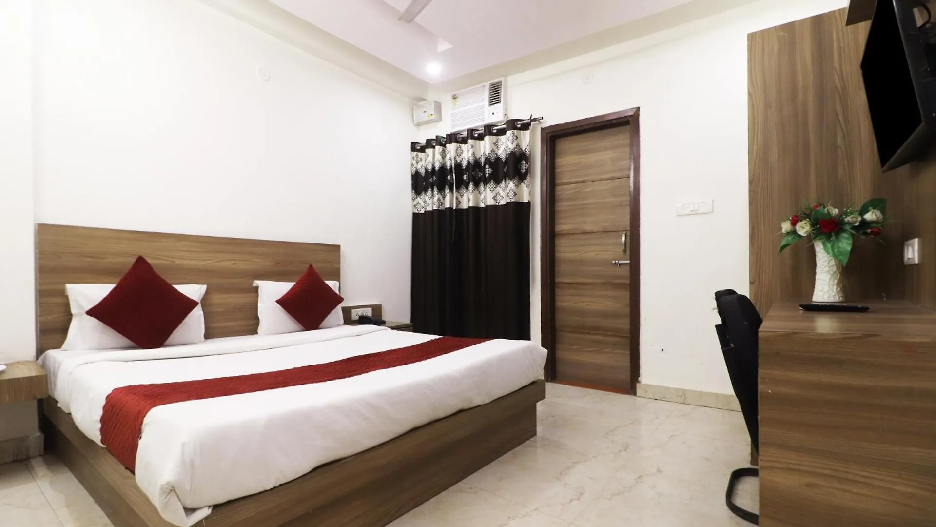 ***  Hotel Aerostar Gold - Opposite Max Healthcare Delhi  India