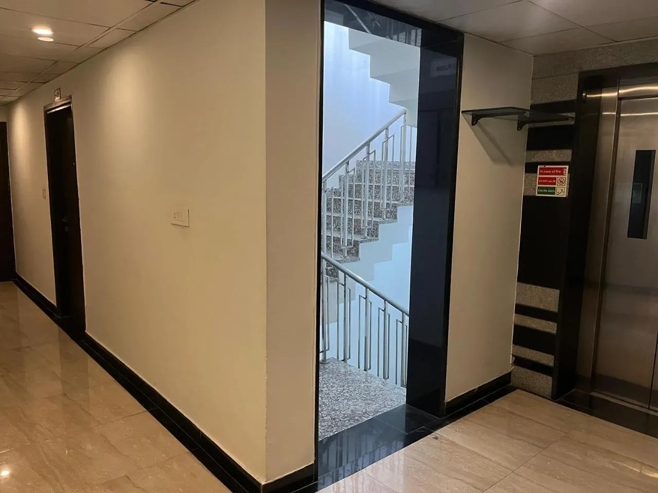 Hotel Aerostar Gold - Opposite Max Healthcare Delhi