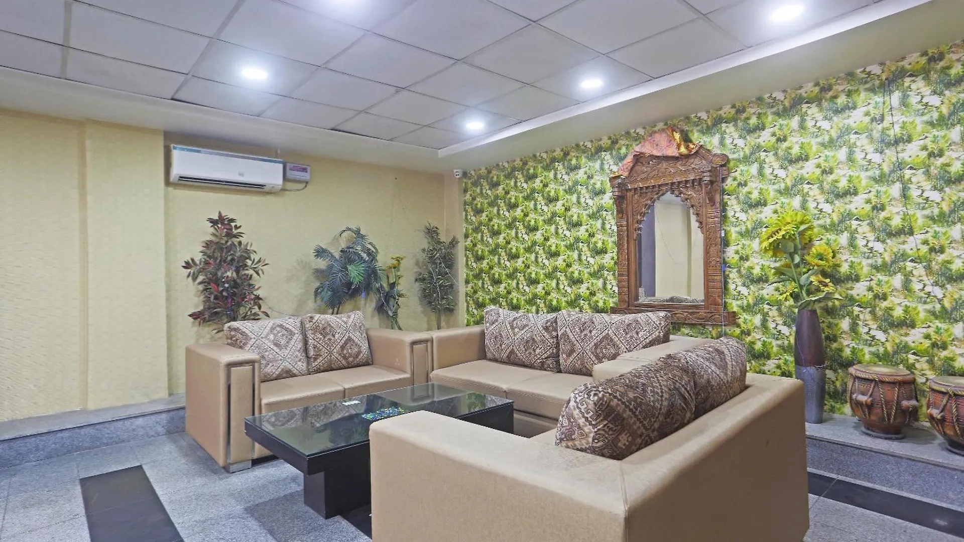 Hotel Aerostar Gold - Opposite Max Healthcare Delhi  India
