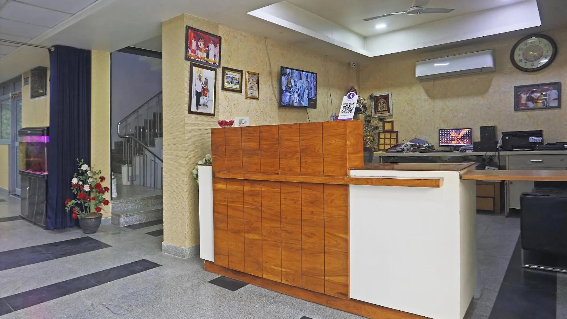 Hotel Aerostar Gold - Opposite Max Healthcare Delhi